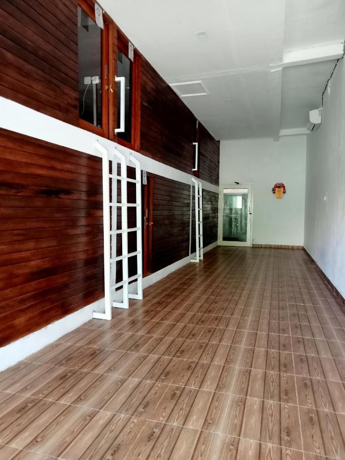 Tara Hostel Batununggul ภายนอก รูปภาพ