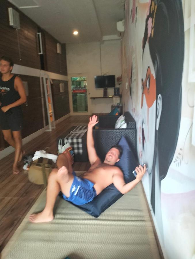Tara Hostel Batununggul ภายนอก รูปภาพ